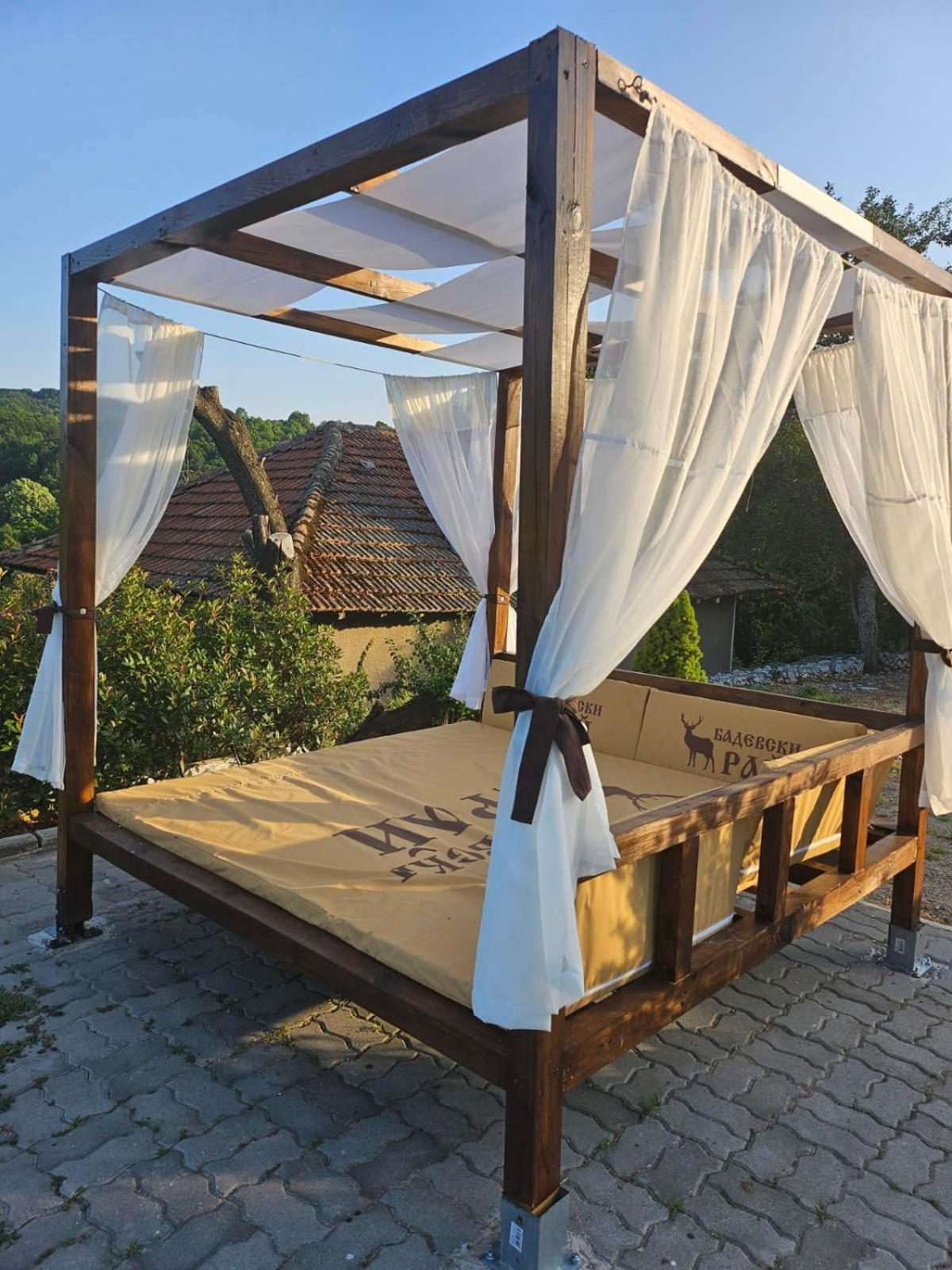 Бадевски Рай- Къща София Weliko Tarnowo Exterior foto